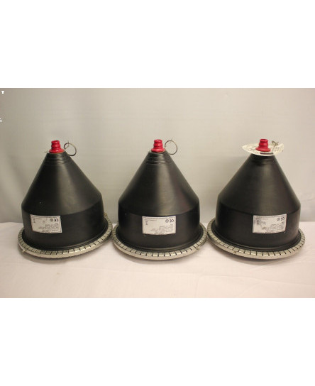 3-x-holophane-luminaire-hydrel-9700-150w-lamps