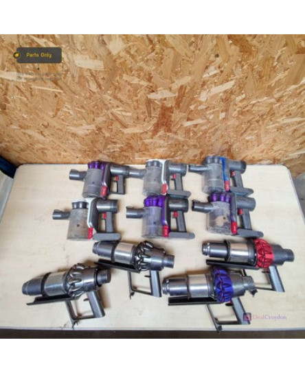 job-lot-10-dyson-vacuum-cleaners-sv12-sv27-dc31-animal-dc31-dc34-dc44-for-parts