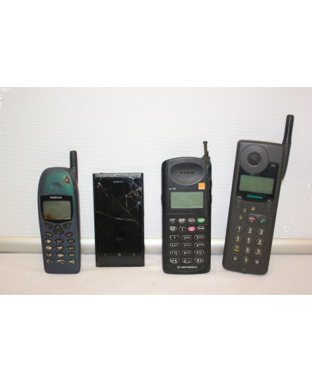 job-lot-4-x-mobile-phones-siemens-s6-motorola-mr30-nokia-6110-nokia-for-parts
