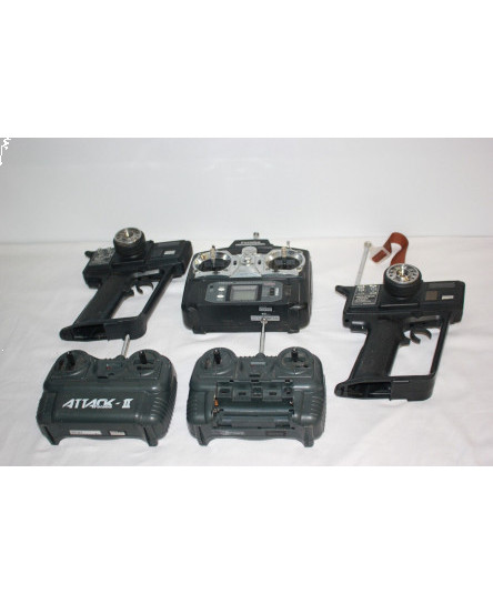 job-lot-5-x-rc-remote-control-transmitters-mixed-futaba-hitec-megatech-for-parts