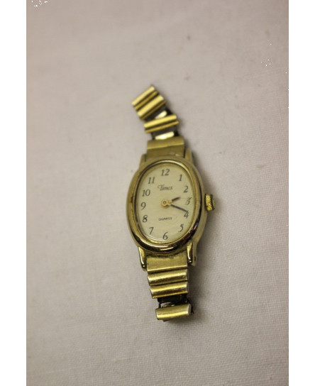 timex-377-ba-cell-ladies-quartz-watch-wristwatch-no-wristband-spare-repair